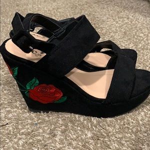 Rose wedges